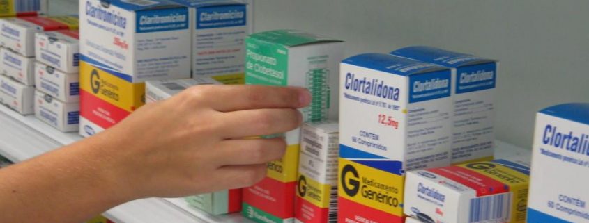 Projeto quer obrigar planos de saúde a fornecer medicamento